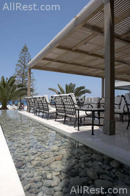 The Ixian Grand Hotel 10